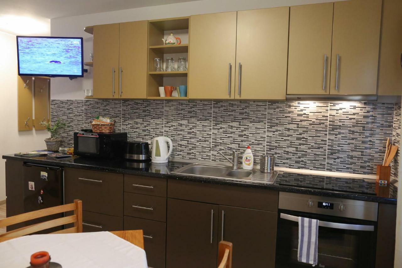 Central Place Apartment 蒂米什瓦拉 外观 照片